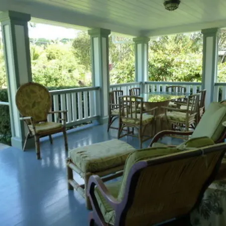 Old Hawaiian Bed And Breakfast-3
